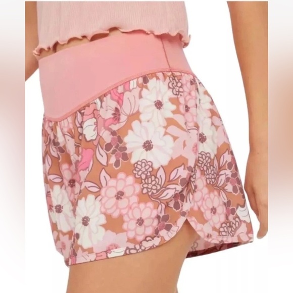 aerie Pants - AERIE NWT OFFLINE By Aerie Real Me Shorts size Large